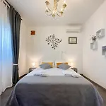 Mustra House - Private Pool & Sauna Villa Zadar