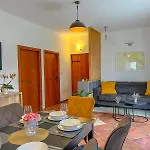 Mustra House - Private Pool & Sauna *