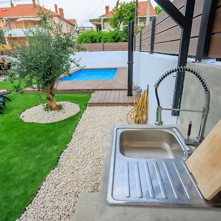 Mustra House - Private Pool & Sauna Villa Zadar