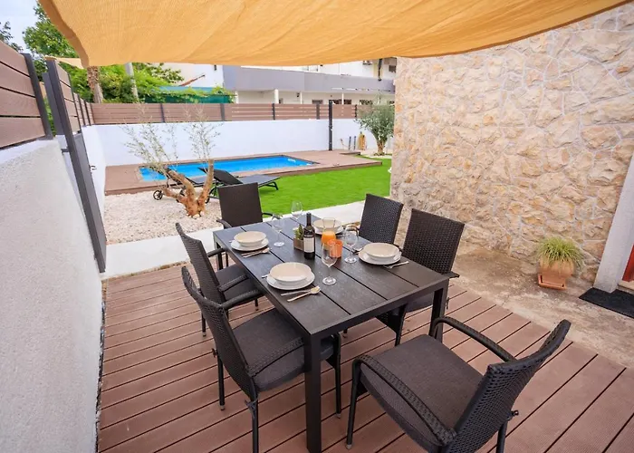 Mustra House - Private Pool & Sauna * זאדאר