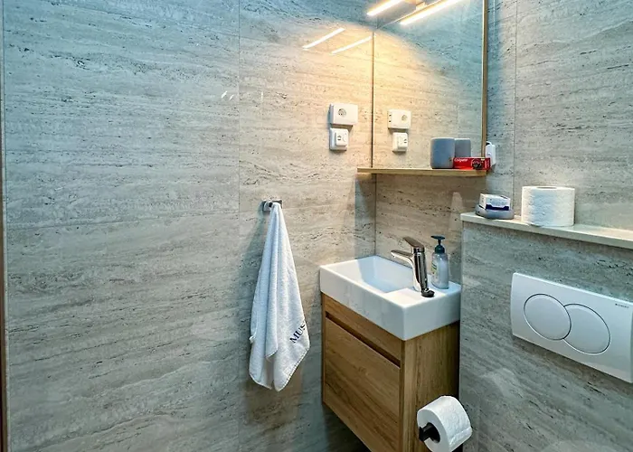 Villa Mustra House - Private Pool & Sauna *