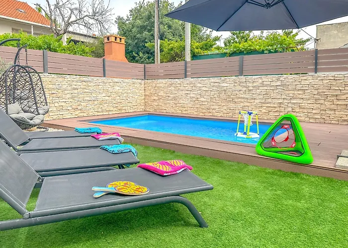 Mustra House - Private Pool & Sauna וילה זאדאר