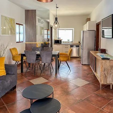 Villa Mustra House - Private Pool & Sauna *
