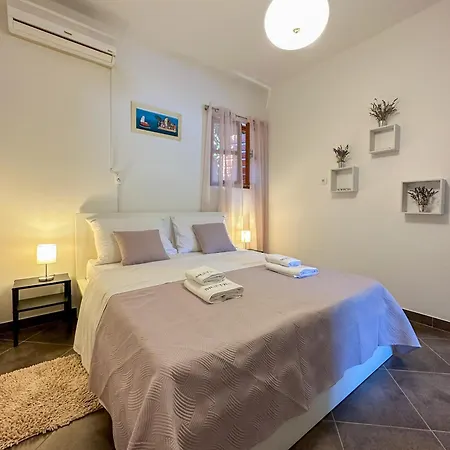 Villa Mustra House - Private Pool & Sauna