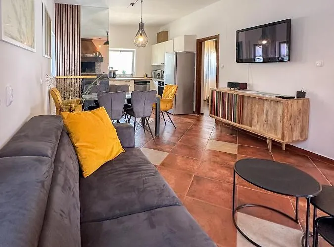 וילה Mustra House - Private Pool & Sauna *